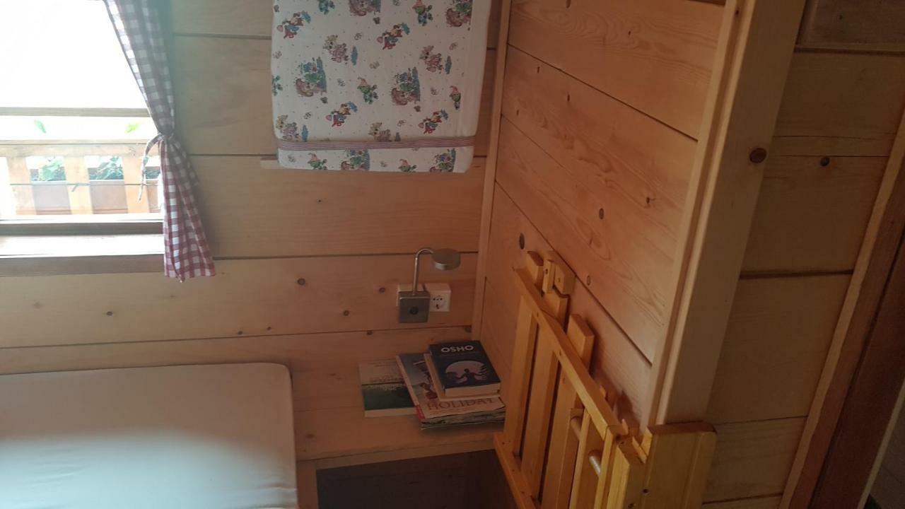 Vila Gnezdo Vid-Ik Catez ob Savi Exteriér fotografie